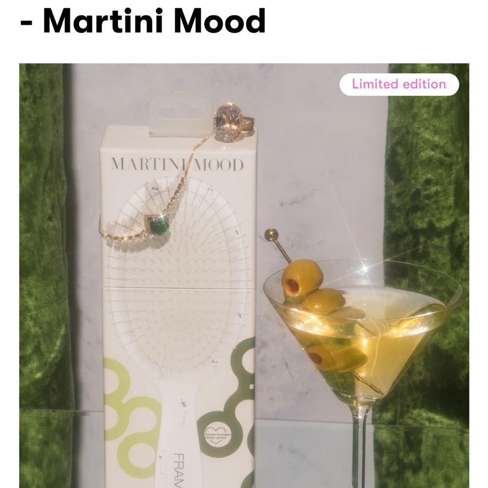 Martini Mood Hair Brush